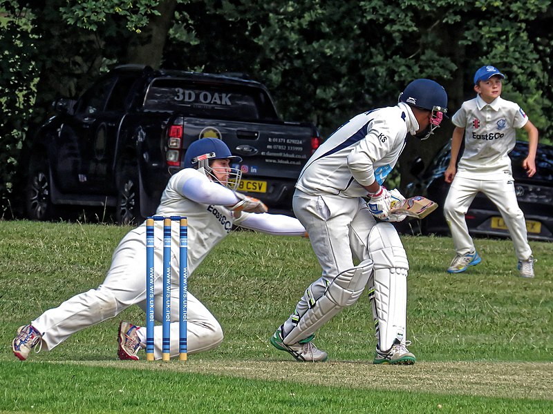 File:High Beach CC v Nazeing Common CC at High Beach, Essex, England 052.jpg