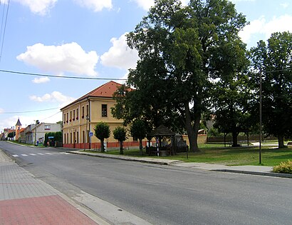 How to get to Horní Bezděkov with public transit - About the place