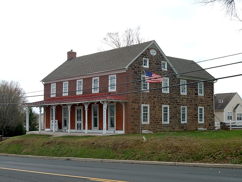 File:Hunsberger House.JPG