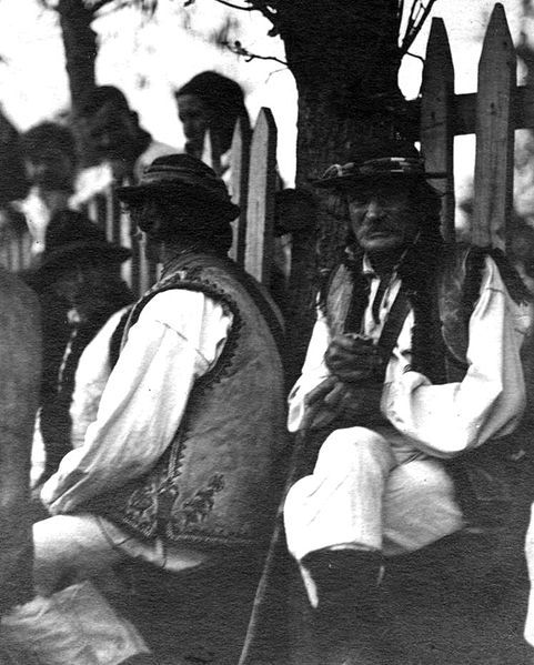 File:Hutsuls 4 (Ukrainian highlanders).jpg