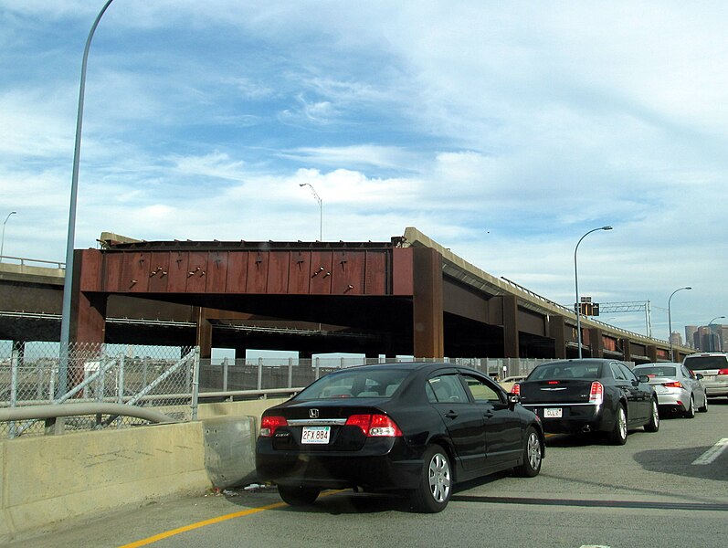 File:I-695 ghost ramp off I-93, June 2015.JPG