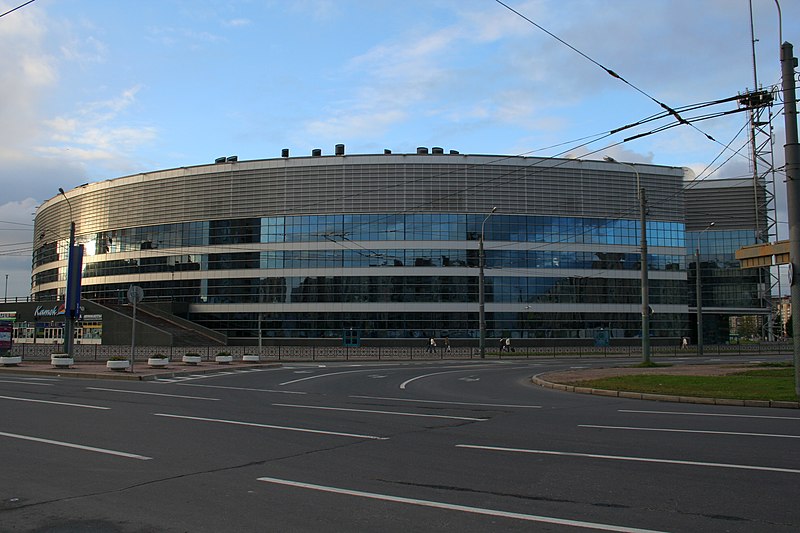 File:Ice Palace SPB at Bolshevikov.jpg