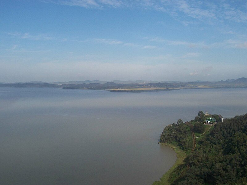 File:Imjin River meets Han River.jpg