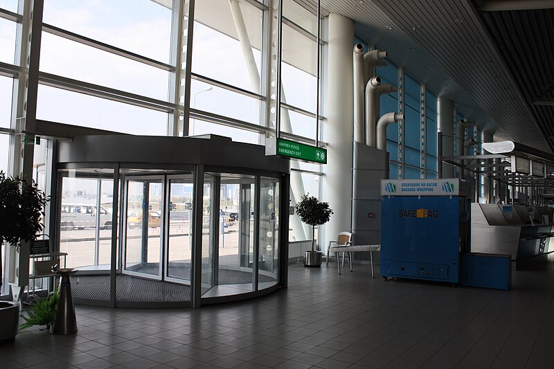 File:Inside Sofia Airport 20090409 019.JPG