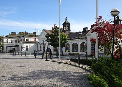 How to get to Katrineholm C with public transit - About the place