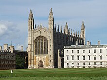 The iconic King's College Chapel of the University of Cambridge (centre), built between 1441 and 1515 Kings College Chapel Cambridge.JPG