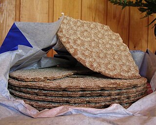 <span class="mw-page-title-main">Crispbread</span> Flat and dry type of bread or cracker