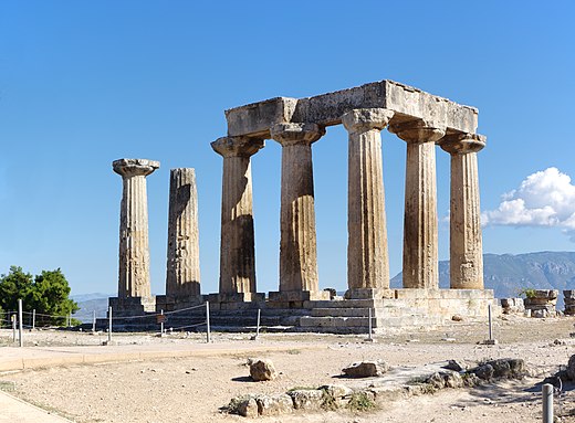 Korinthe: de zuilen van de Apollo-tempel