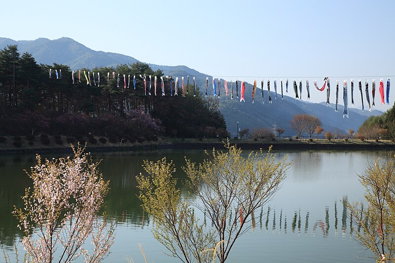 File:Koujin-yama Park, Tastuno-cho Kamiina-gun 2012.JPG