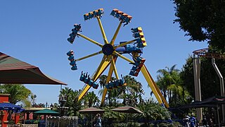 <span class="mw-page-title-main">La Revolucion (Knott's Berry Farm)</span> Swinging Pendulum ride