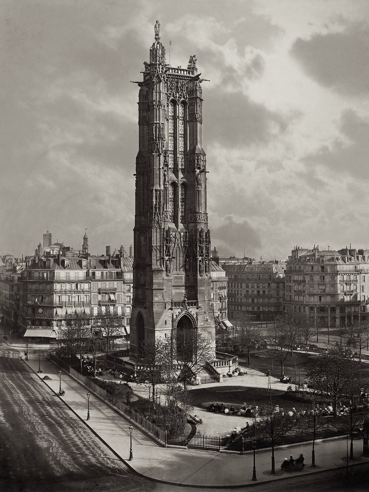 La Tour St. Jacques La Boucherie à Paris ca. 1867.jpg