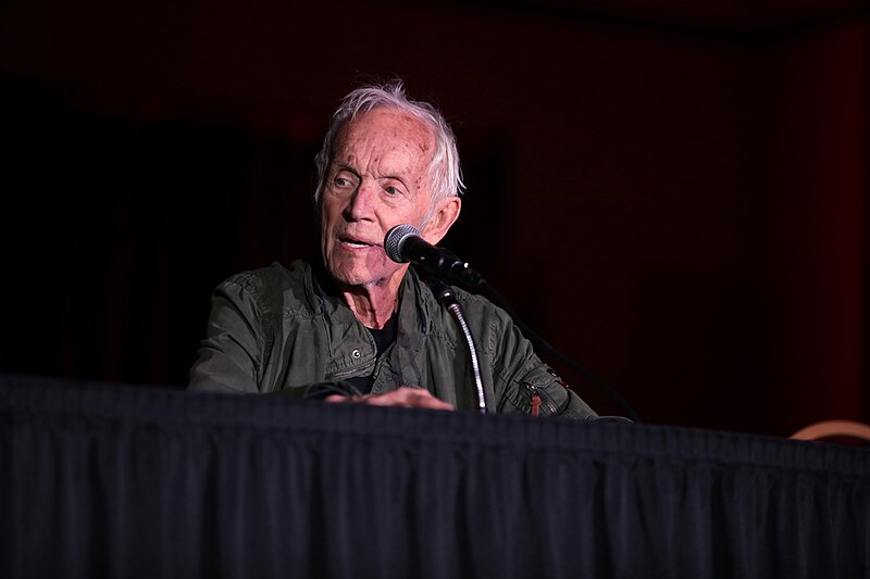 File:Lance Henriksen (53039751900).jpg