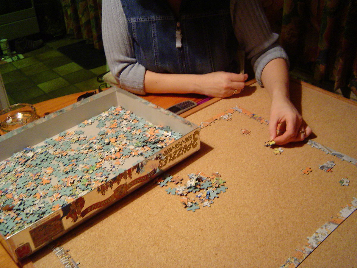 Category:Jigsaw puzzles - Wikimedia Commons