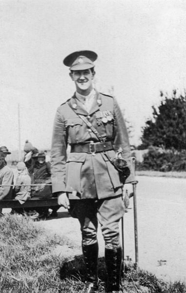 File:Leslie Andrew VC 1927.jpg