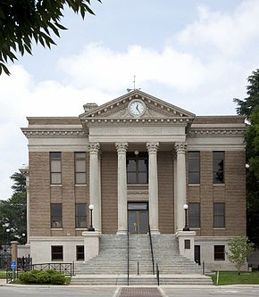 Limestone County Courthouse, Athens, Alabama 01.jpg