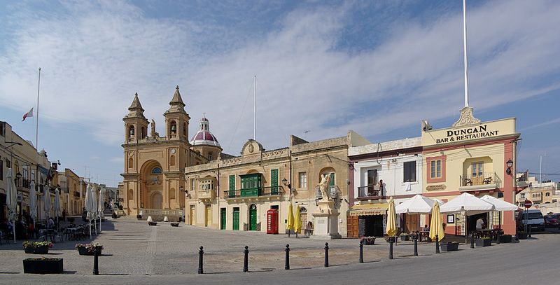 File:Malta Marsaxlokk BW 2011-10-04 14-28-57.jpg