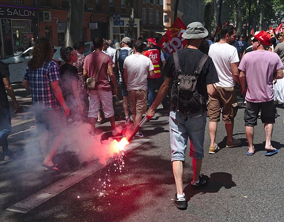 Français : Manifestation contre la loi travail à Toulouse, le 23 juin 2016 English: Demonstration against French labour law in Toulouse, June 23, 2016