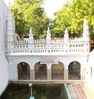 Madurai Maqbara Three Sufi shrines in the Kazimar Big Mosque, Madurai, India