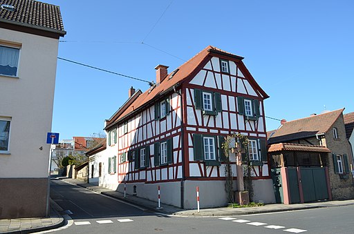 Marxheim, Schloßstraße 6 (1)