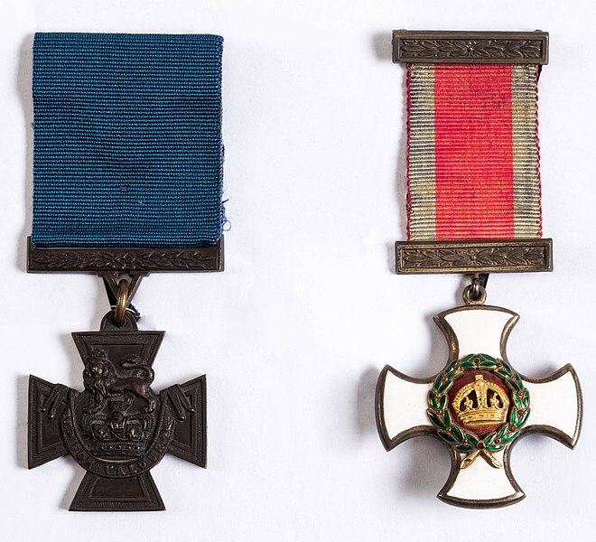 File:Medal, order (AM 1931.565-1).jpg