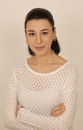 <span class="mw-page-title-main">Melis Alphan</span> Turkish journalist and author (born 1978)