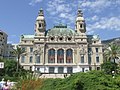 De achterzijde van het Monte Carlo Casino, De Salle Garnier