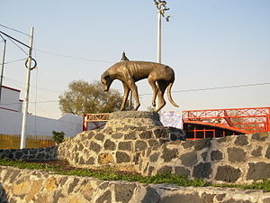 Monumento al perro callejero