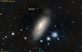 Suuntaa-antava kuva artikkelista NGC 972