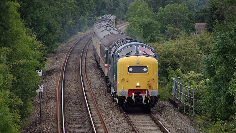 File:Nailsea and Backwell railway station MMB 74 55022.jpg