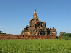 Old Bagan, Myanmar, Ancient Buddhist temple in Bagan plains.jpg