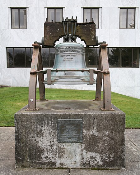 OregonCapitolLibertyBell