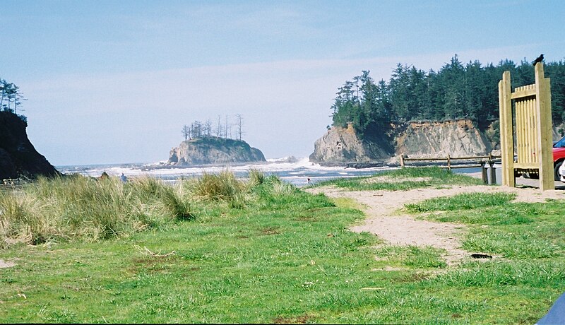 File:Oregon Coast (2369836366).jpg