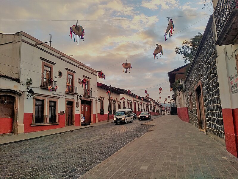 File:Pátzcuaro, Michoacán en Diciembre 2019 024.jpg
