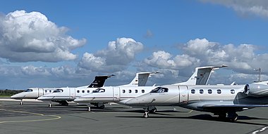 Ein Teil der PADAVIATION-Flotte des Musters Embraer Phenom 300