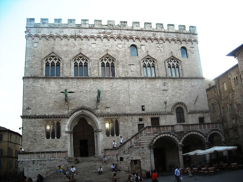 File:Palazzo dei Priori, 2009 04.jpg