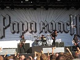 Papa Roach ZC10.JPG