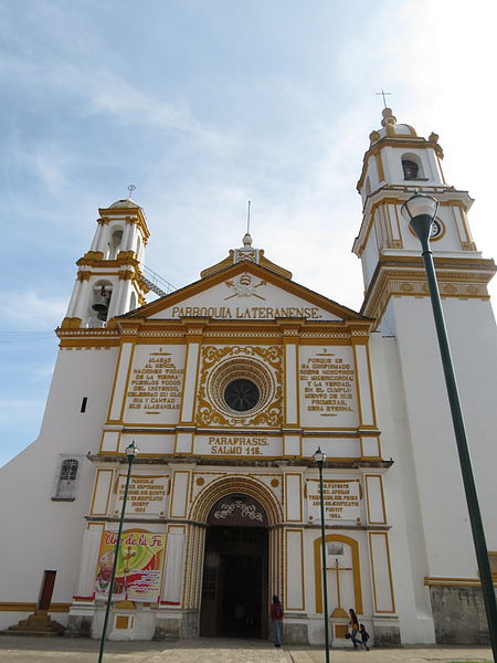 File:Parroquia Lateranense de San Pedro Apostol, Zacapoaxtla, Puebla 02.JPG