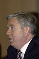 Pat Cox, Europaparlamentets talman, haller presskonferens pa temamotet i Helsingfors 2004.jpg