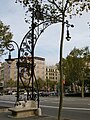 Fanals-banc del passeig de Gràcia (Barcelona)