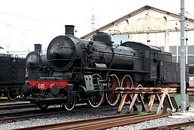Pistoia - deposito rotabili storici - locomotiva 685.089.jpg