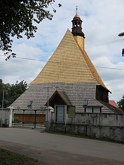 Poniszowice, kościół św. Jana Chrzciciela, widok od zach..JPG