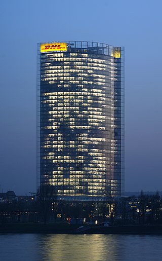 <span class="mw-page-title-main">Post Tower</span> Headquarters of the DHL Group