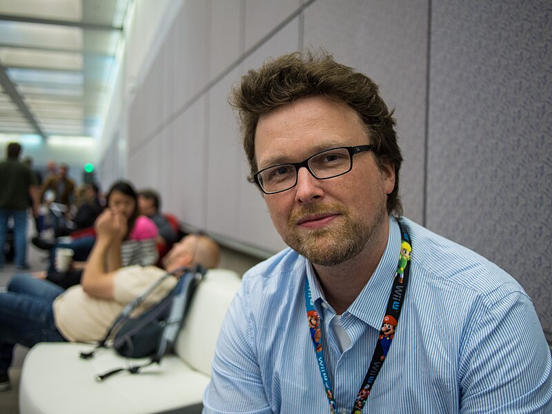 File:Ragnar Tørnquist at E3 2013.jpg