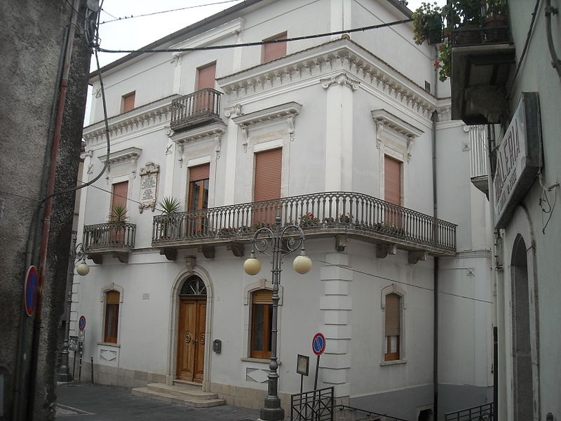 File:Ripacandida Palazzo Virgilio.jpg