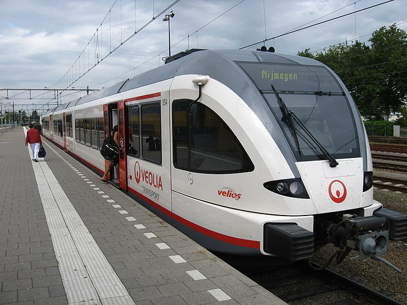 File:Roermond station 2008 1.jpg