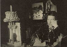 Rollinat à sa table de travail, La Pouge (Fresselines), en 1898.