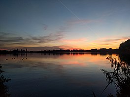 Rotterdam over the Kralingse Plas.jpg