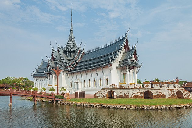 Sanphet Prasat Throne Hall, Samut Prakan