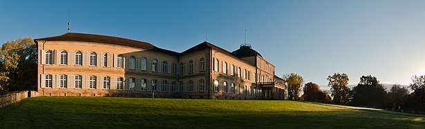 Deutsch: Das Schloss Hohenheim in Stuttgart (Südseite). English: The Hohenheim palace in Stuttgart, Germany.