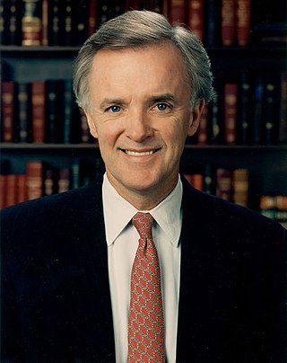 <span class="mw-page-title-main">Bob Kerrey</span> American politician and naval officer